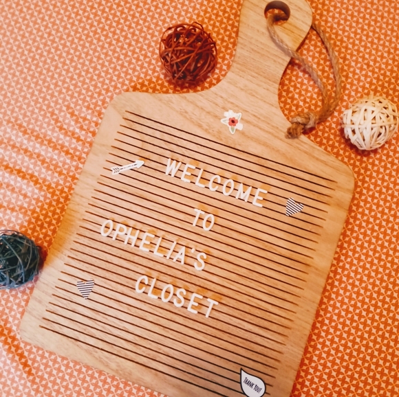 Meet your Posher, Amber - Picture 2 of 16